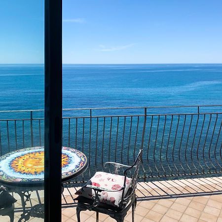 Giardini Beach Loft Bagian luar foto
