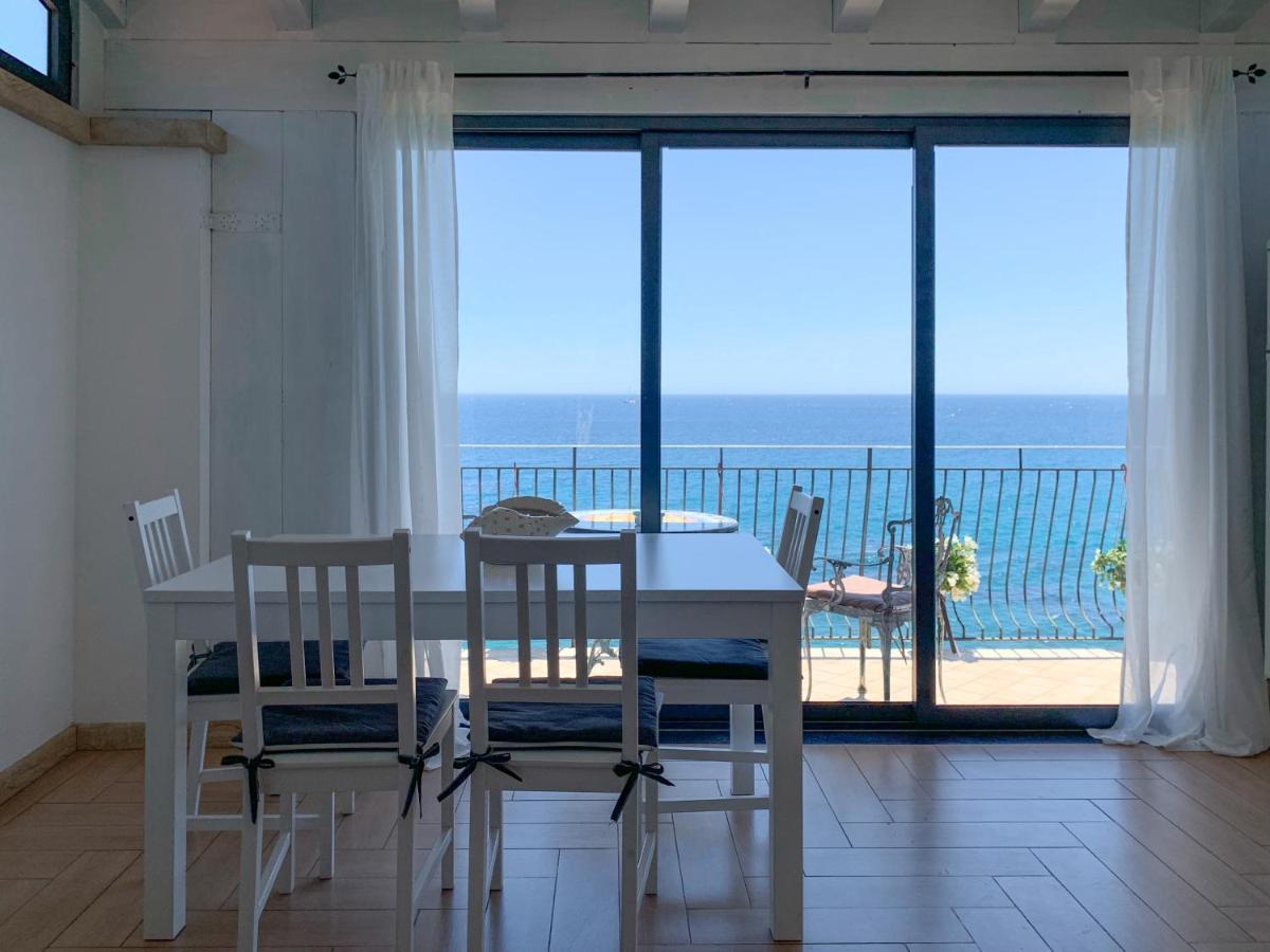 Giardini Beach Loft Bagian luar foto
