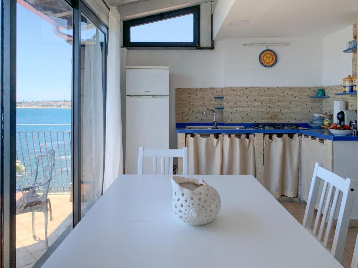 Giardini Beach Loft Bagian luar foto