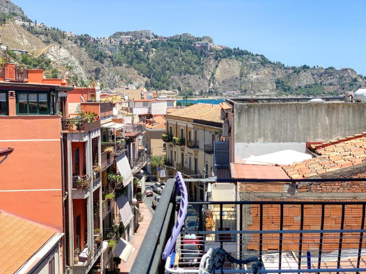 Giardini Beach Loft Bagian luar foto